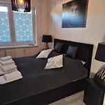Cinema Apartman *